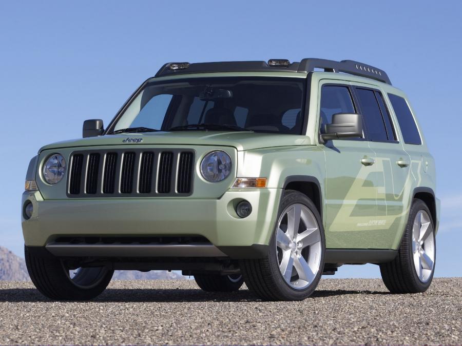  Jeep Patriot EV Concept 2009 года  (фото 1 из 12)
